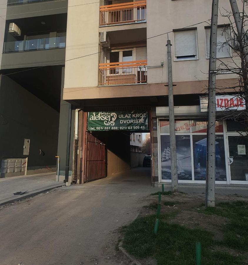 Apartman 64 - Besplatan Parking Za Goste Novi Sad Exteriör bild